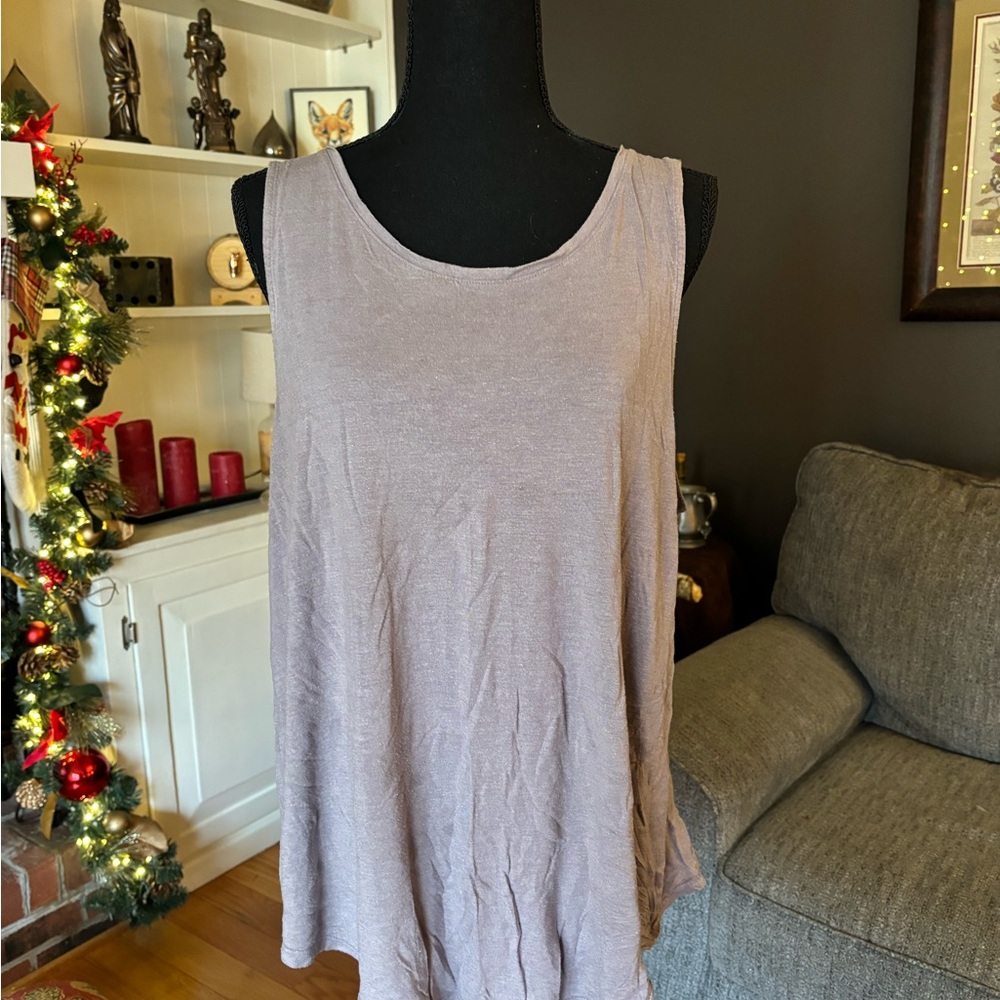 Old Navy Women's Tank Top in Soft Lavender size XL